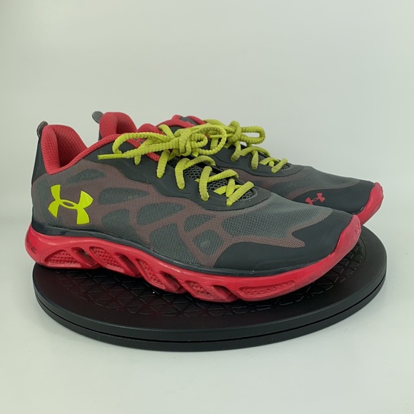 Under Armour Spine Venom Athletic Running Shoes 1235703-019 Women's Size 9.5 - Picture 3 of 12